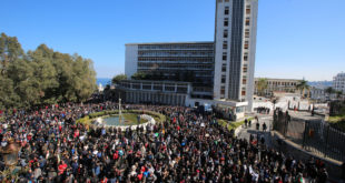 مظاهرات الجزائريين تنديدا بترشح عبد العزيز بوتفليقة لعهدة رئاسية خامسة